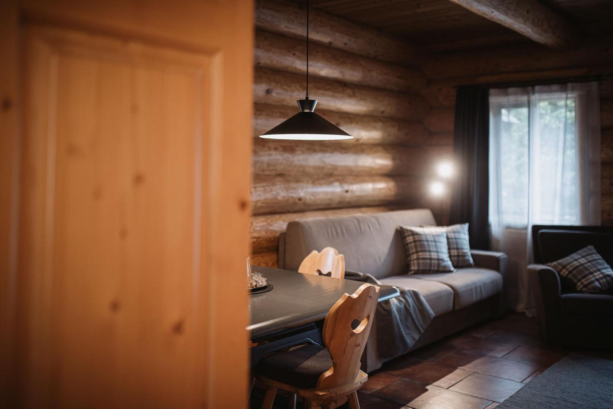 Nancy'S Holiday Homes Dolomites Rasun di Sotto Luaran gambar