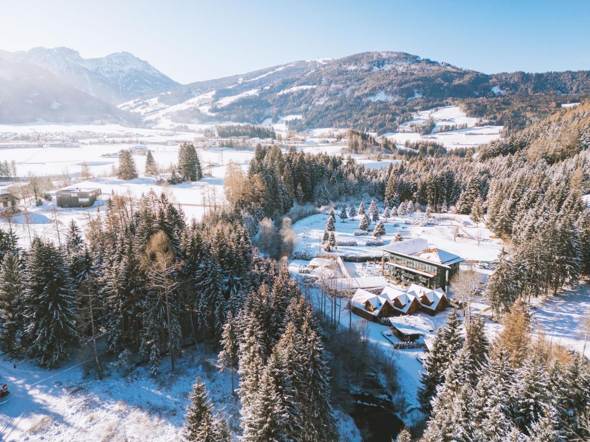 Nancy'S Holiday Homes Dolomites Rasun di Sotto Luaran gambar
